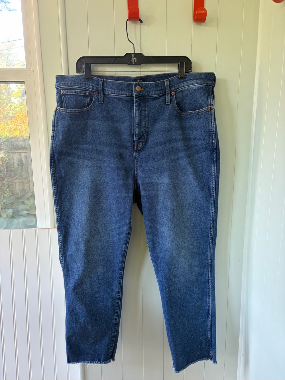 J Crew Size 35 Classic Vintage Dark Blue Jeans